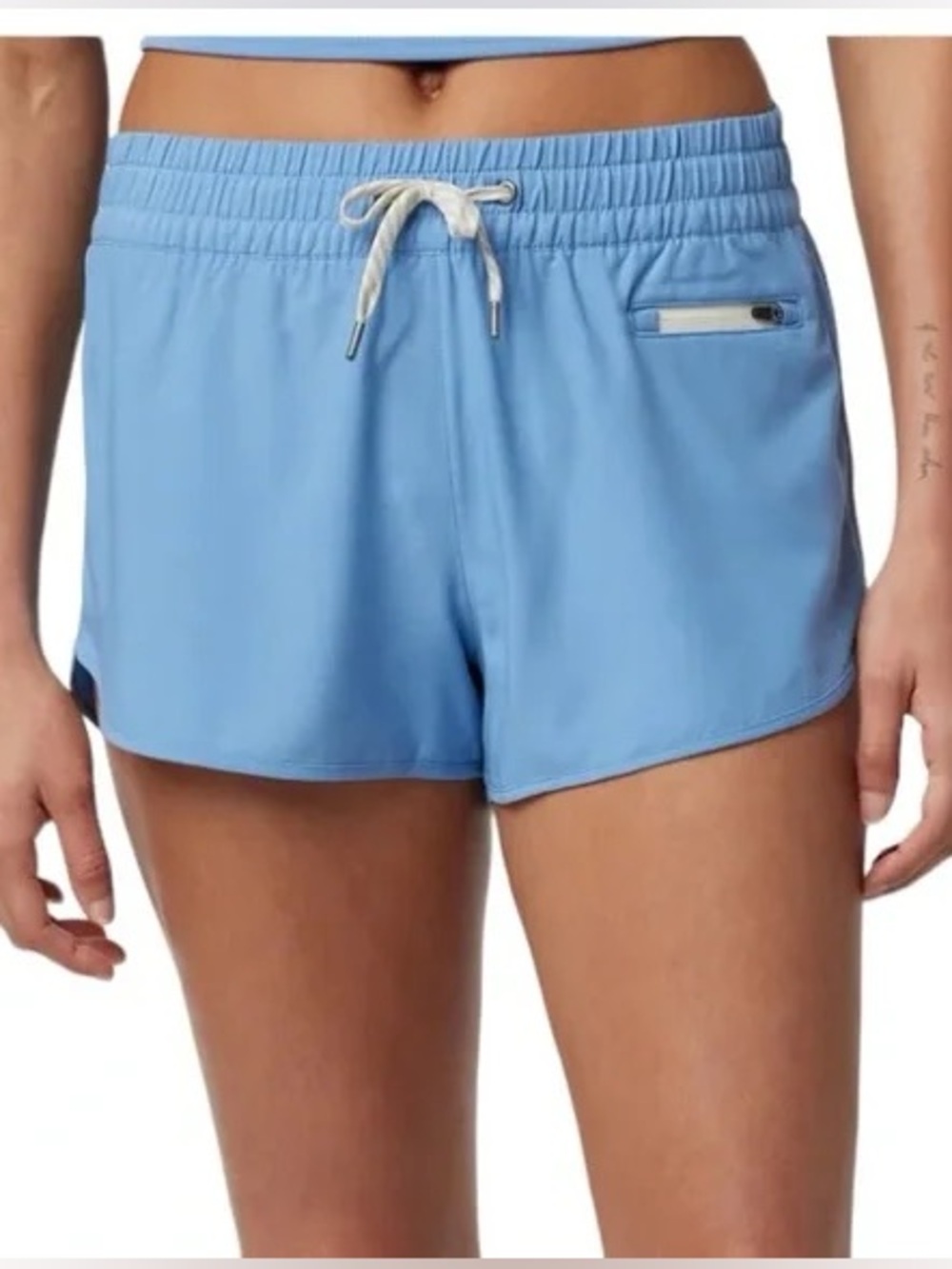 Vuori Women's Size XL Blue Clementine Short 2.0 Lined 2"